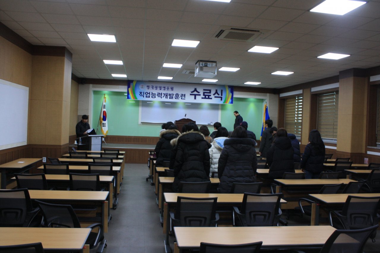 17.05.10 개강 출판디자인B 수료식